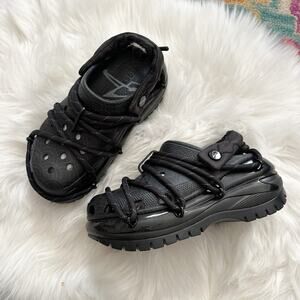 NWOT Rauw Alejandro x Crocs Mega Crush Clog in Black w/ Extra Laces